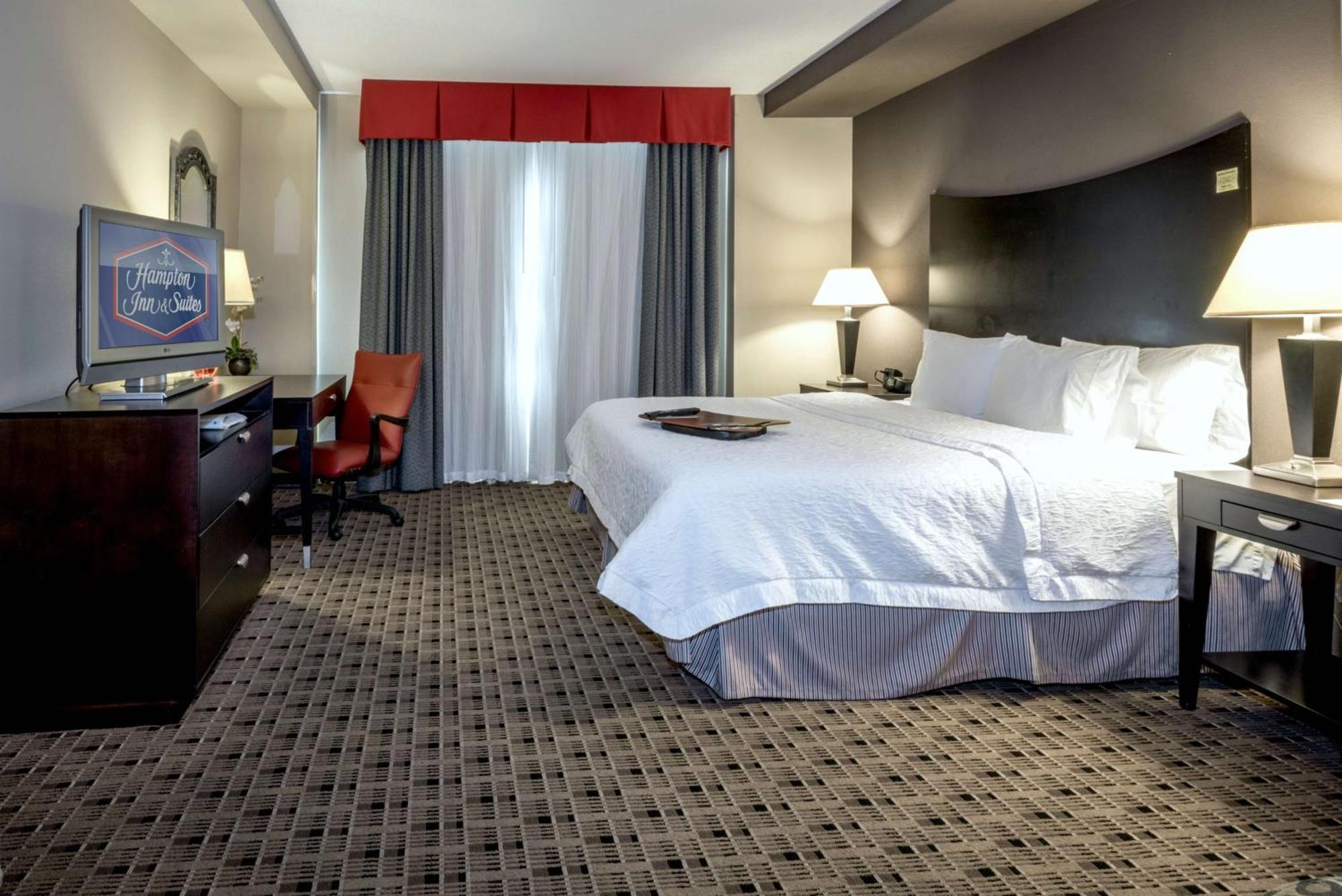 Hampton Inn & Suites Montgomery-Downtown Exteriör bild