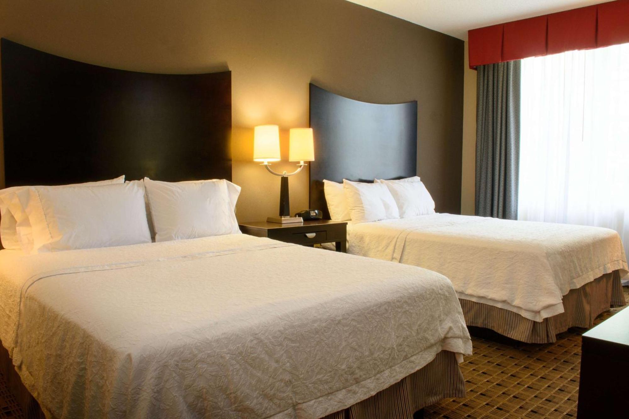 Hampton Inn & Suites Montgomery-Downtown Exteriör bild