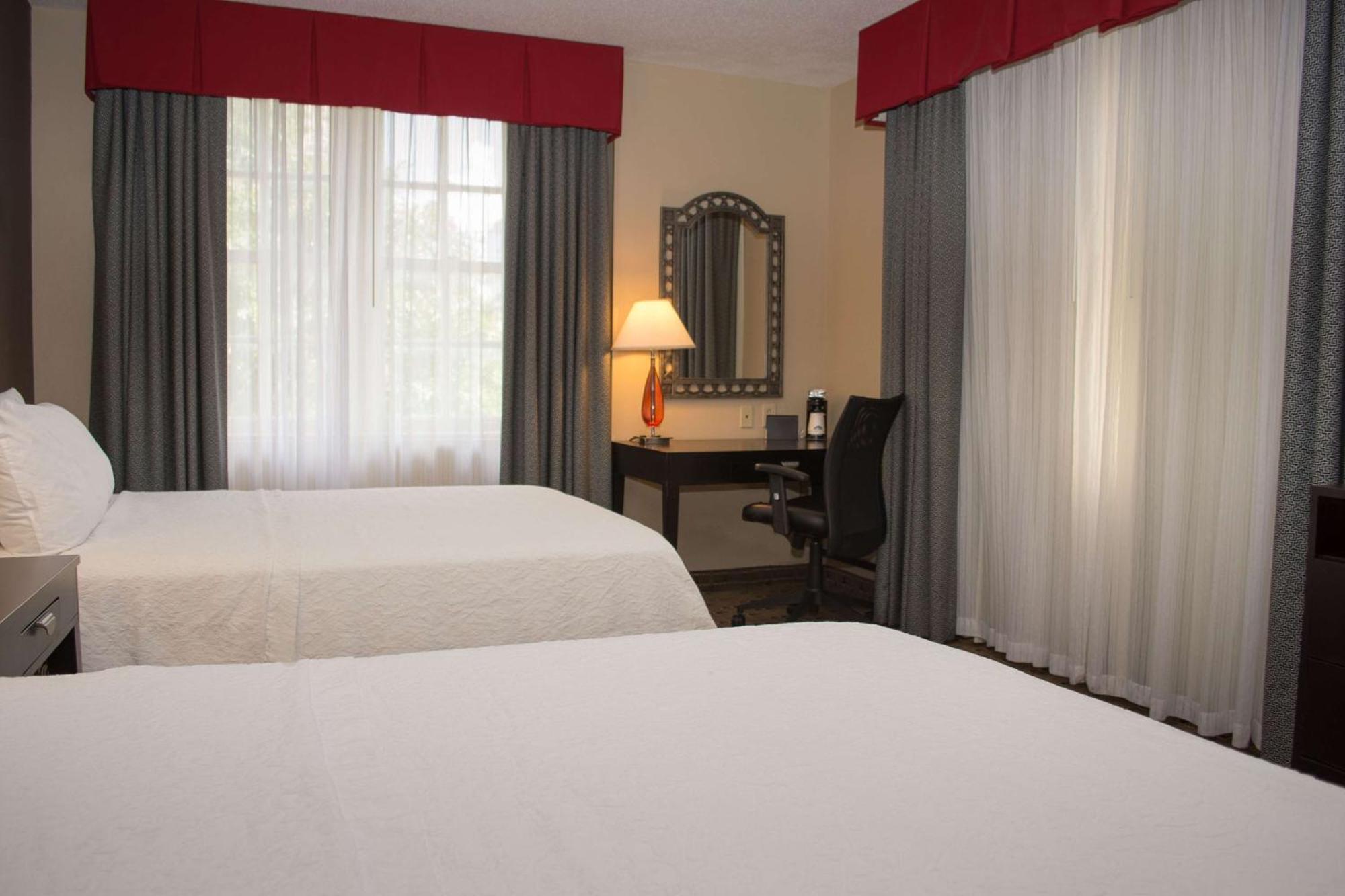Hampton Inn & Suites Montgomery-Downtown Exteriör bild